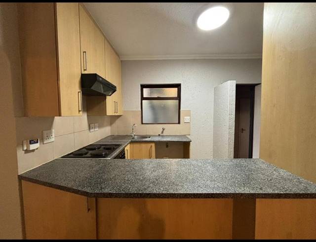 1 BEDROOM PROPERTY TO RENT IN LONEHILL